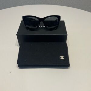 CHANEL Black Cat-Eye Sunglasses with Quilted Case and Gold CC Accent